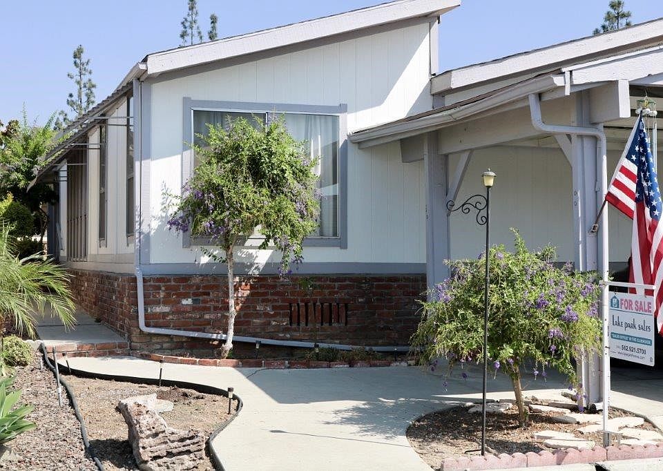 1st image of 14015 Lake Crest Dr #91