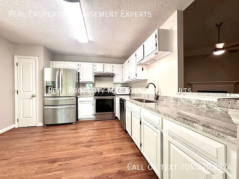 801 Water Wheel Ct — Photo 5
