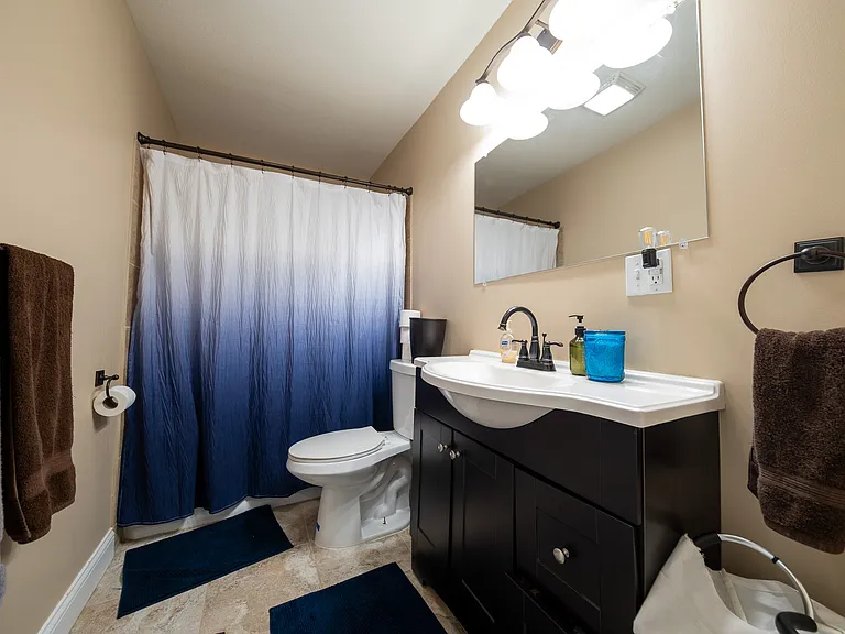 15615 Dunberry Way — Photo 32