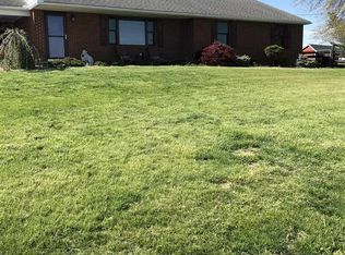 2084 Long Meadow Rd, Waynesboro, VA 22980