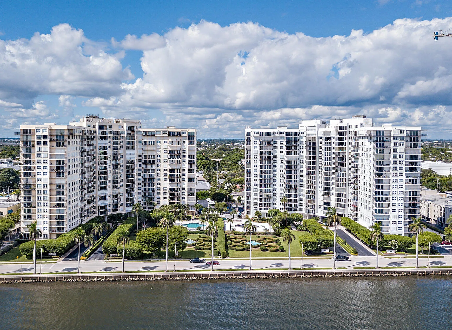 2 bed, 2.0 bath, 1348 sqft, $7,000 — Photo 1