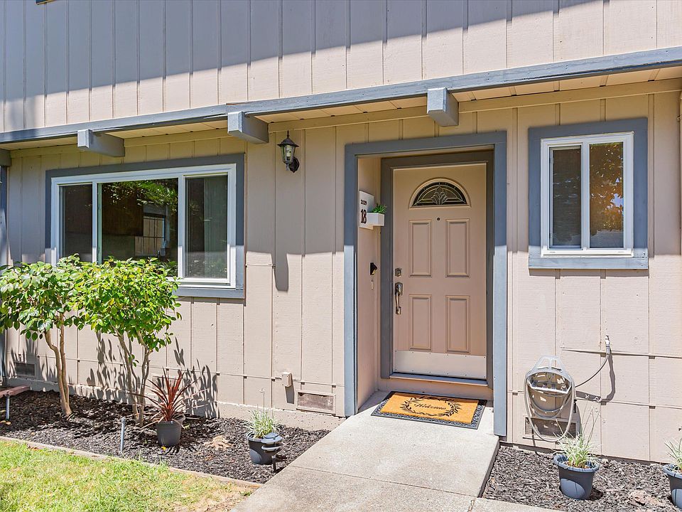 1st image of 2129 Ascot Dr APT 18