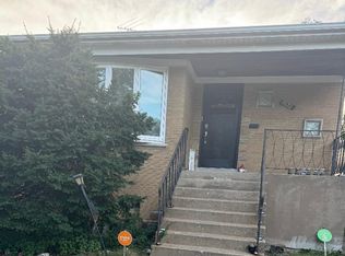 9320 S Clyde Ave, Chicago, IL 60617