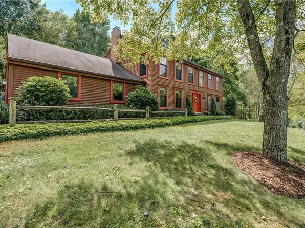 1125 Woodland Rd, Baden, PA 15005