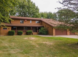 N193 Arrowhead Rd, Fremont, WI 54940