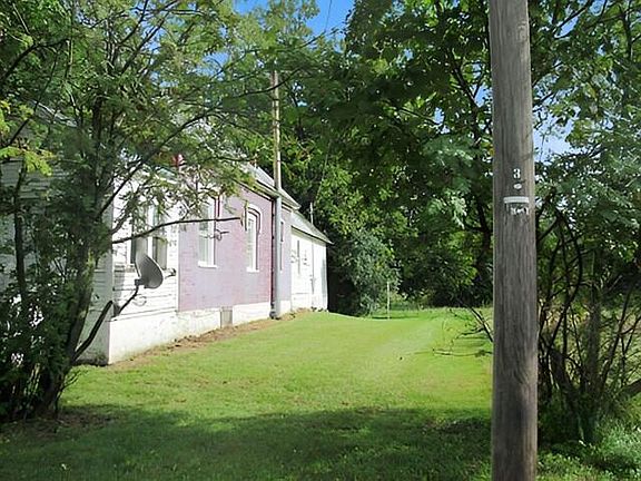 2nd image of 457 Fee Rd