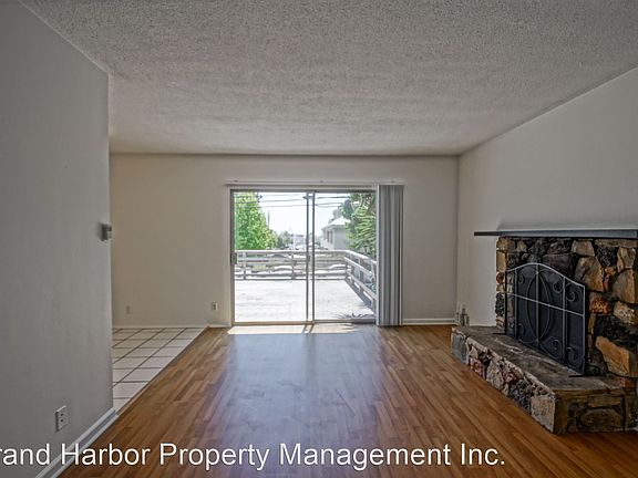 5th image of 824 N Juanita Ave