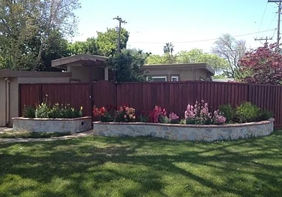 388 Woodhams Rd photo 1