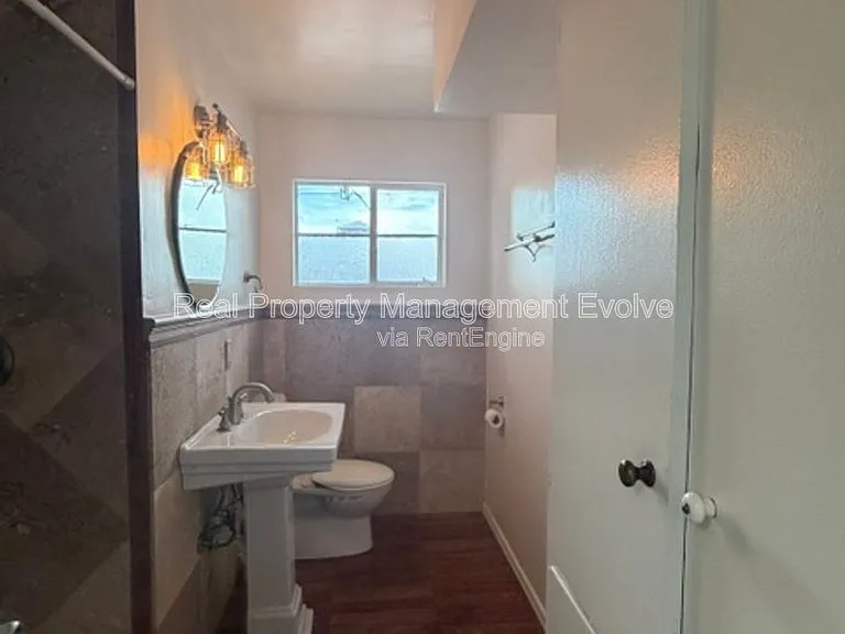 2246 W Mulberry Dr — Photo 9