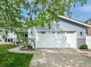 3134 Burge Dr, Crown Point, IN 46307