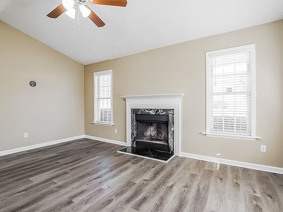 4th image of 2 W Boxley Dr