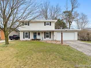 8314 Peach Tree Ave NE, Rockford, MI 49341