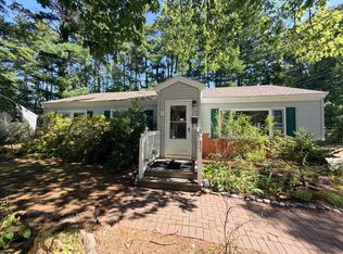 35 Intrepid St, Brunswick, ME 04011