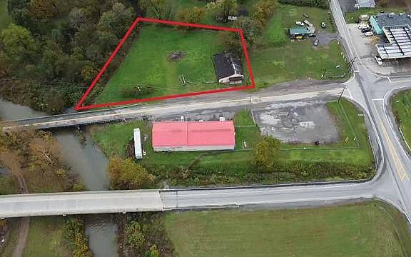 4th image of 54 Fire House Rd