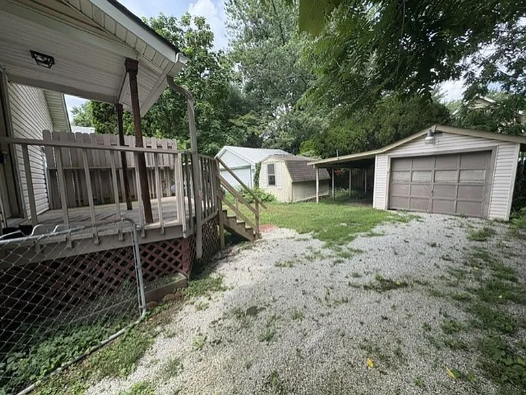 1169 Weiser Ave — Photo 2
