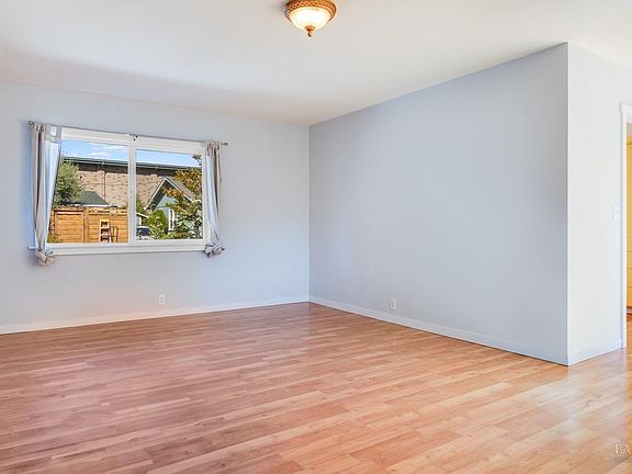5th image of 24 Miriam Drive