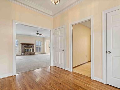12104 Monrovia St, Overland Park, KS 66213 | MLS #2414632 | Zillow 12104 Monrovia St, Overland Park, KS 66213 | MLS #2414632 | Zillow