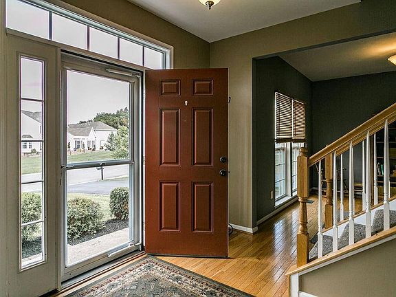 4th image of 4600 Mystic Dr