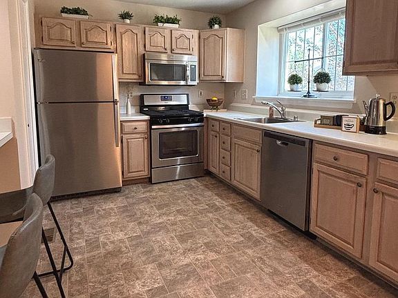 4th image of 34 Open Gate Ct