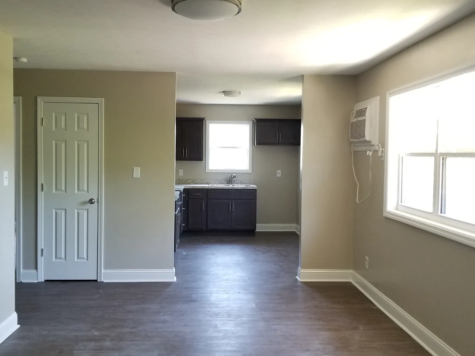 2 bed, 850 sqft, $825 — Photo 1