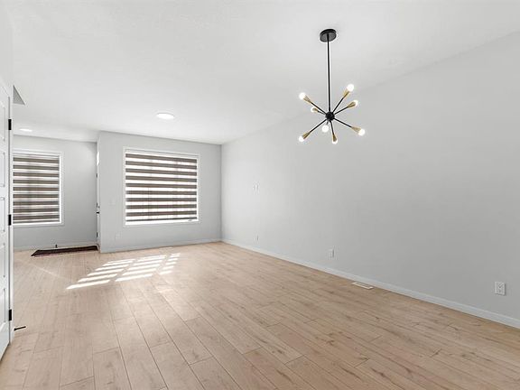 2nd image of 20 S Corner Glen Ave NE