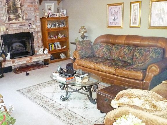 5th image of 2894 Norcrest Dr