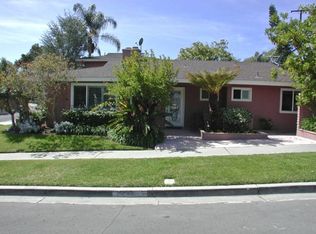 2313 Redlands Dr, Newport Beach, CA 92660