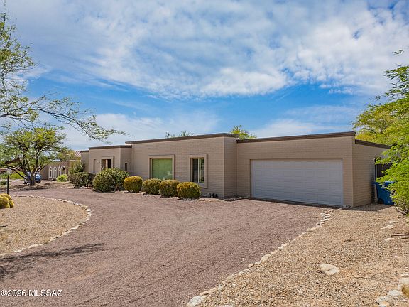 2nd image of 7734 E Oakwood Cir