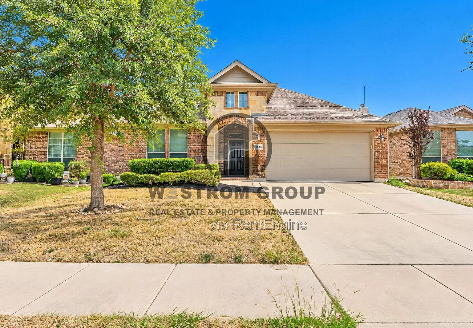 4 bed, 2.0 bath, 2170 sqft, $2,245 — Photo 1