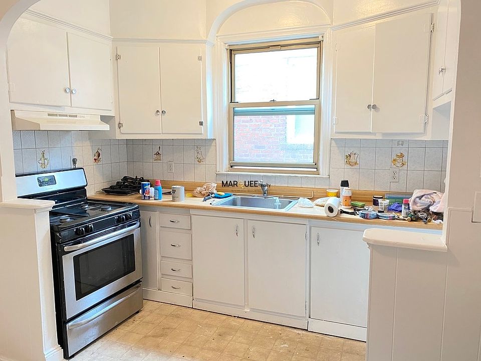 1st image of 31-60 32nd St #2R