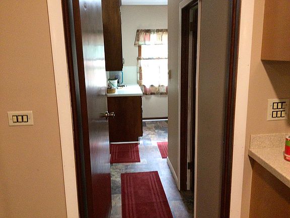5th image of 31718 Morris Leonard Rd