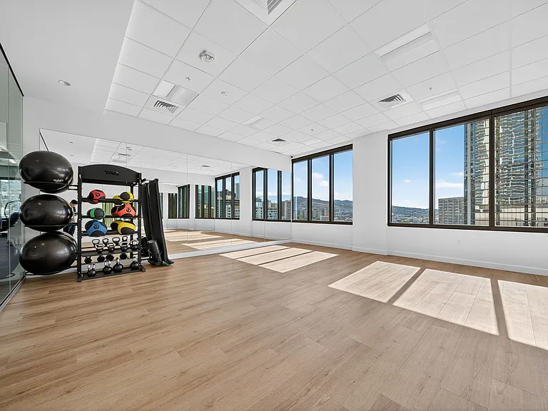 1500 Rycroft St #1508R — Photo 17