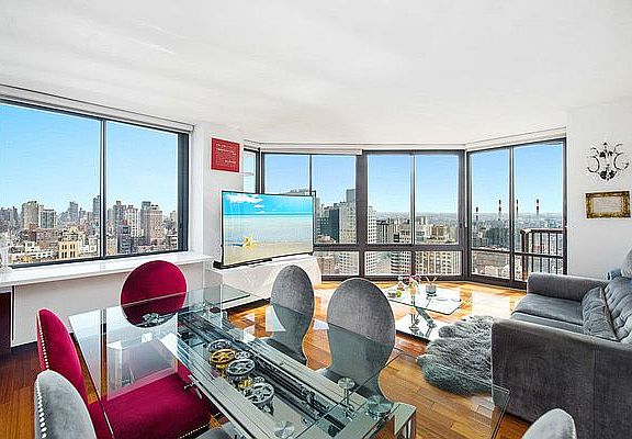 4th image of 304 E 65th St APT 32D