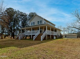 1132 Longview Rd, Kelly, NC 28448