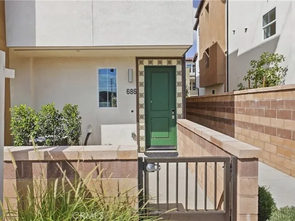 686 Limoncello Ln, Covina, CA 91723