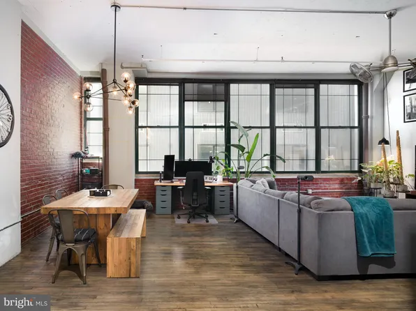 314 N 12th St APT 207, Philadelphia, PA 19107