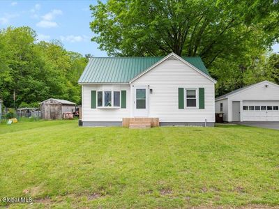9 New Pine Street, Queensbury, NY, 12804