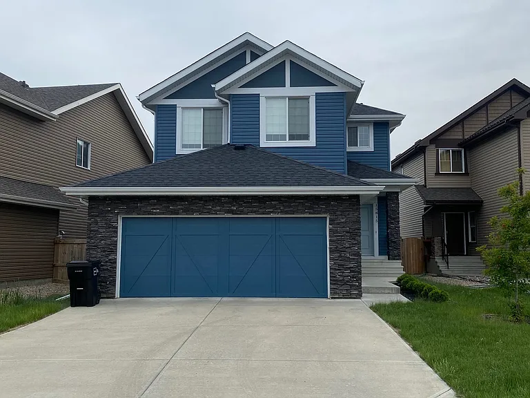 15815 15th Ave SW — Photo 2