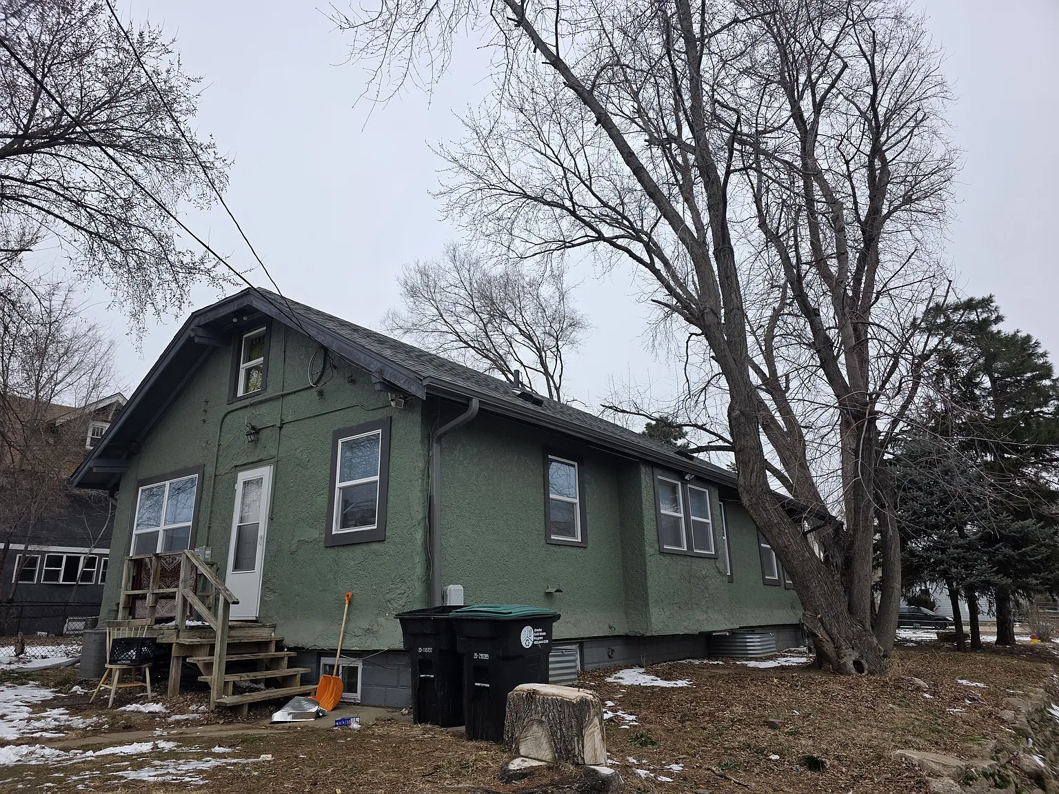2853 Titus Ave — Photo 2