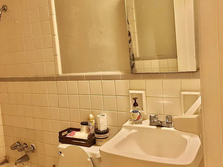 1683 Valley Ave — Photo 28