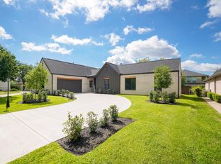 32 Englewood Ct, Montgomery, TX 77356