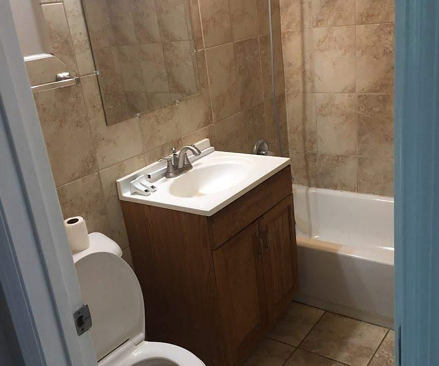 2nd image of 10931 S Lloyd Dr APT 3A