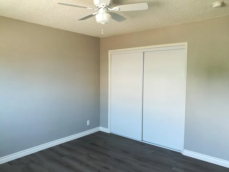 7549 N Hollywood Way #1 — Photo 22