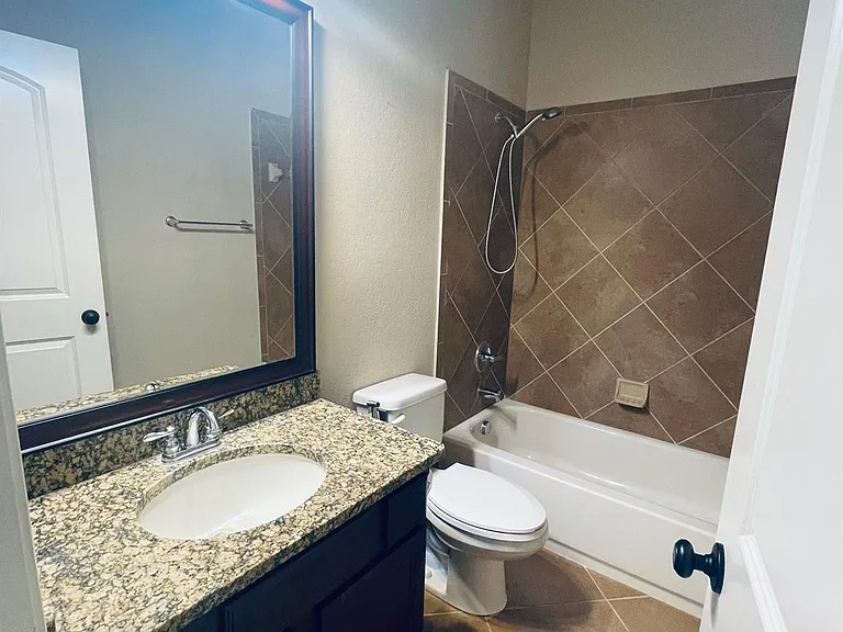 27926 Bradford Ridge Dr — Photo 12