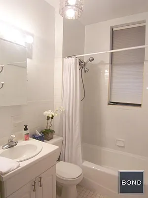 Rented by Bond New York | media 7