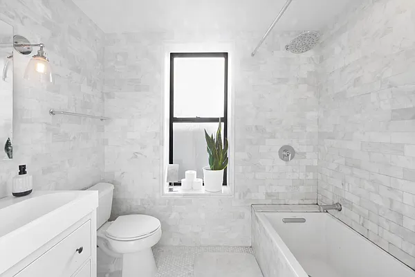 Rented by Charney Real Estate LLC | media 20