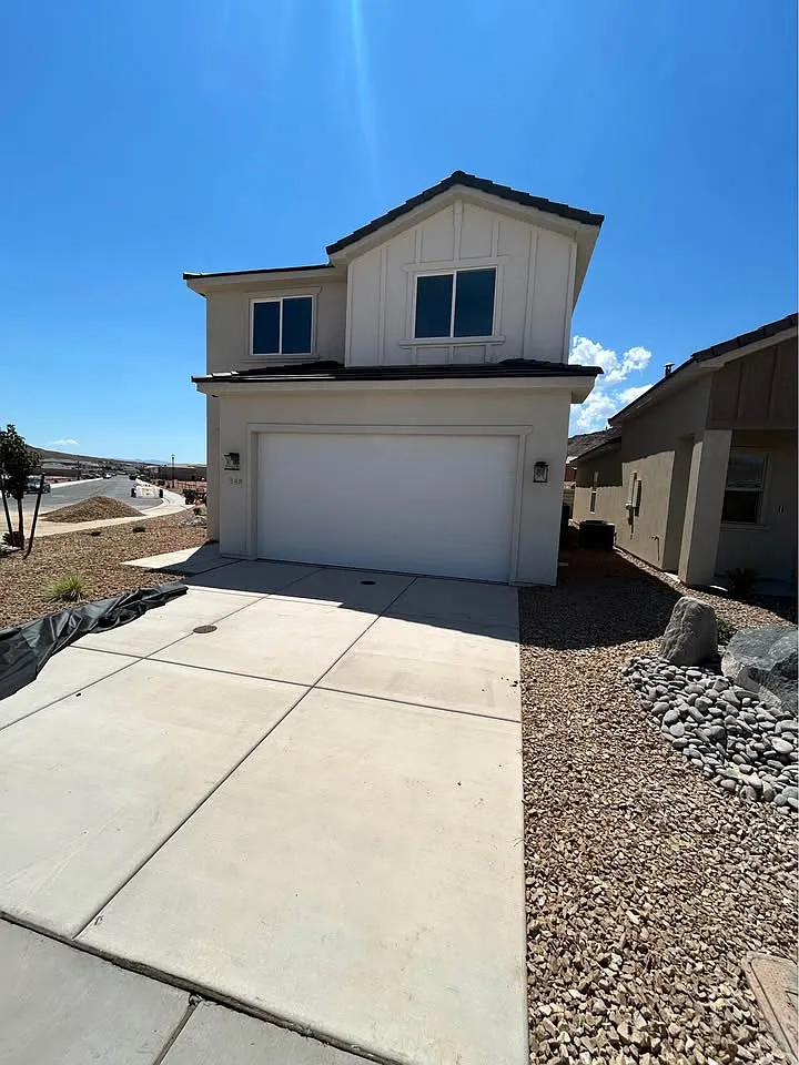 Building Photo - 348 S Muddy Creek Dr