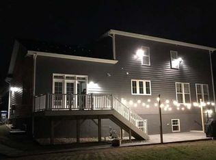 2400 Hurst St, Falls Church, VA 22043