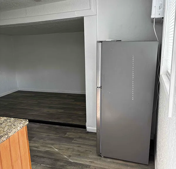 1325 San Andres Ave NW #C — Photo 3