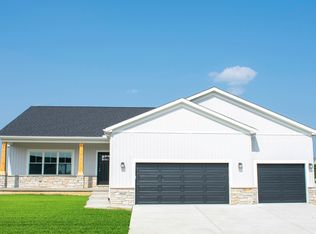 2614 Piney Run, Bloomington, IL 61705